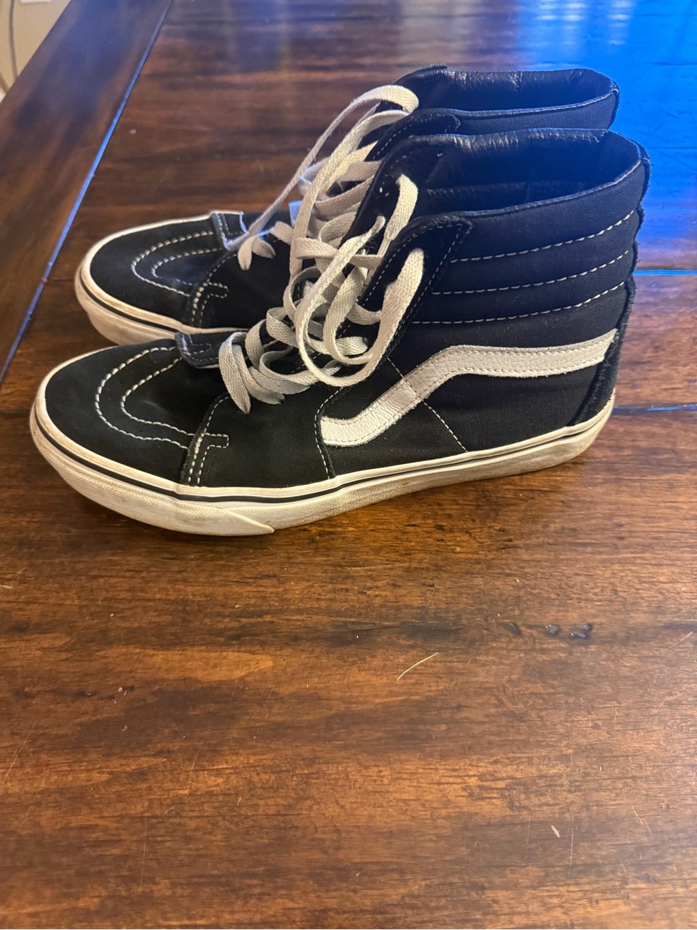 unisex Black High-Top Vans Shoes with White Side Stripe